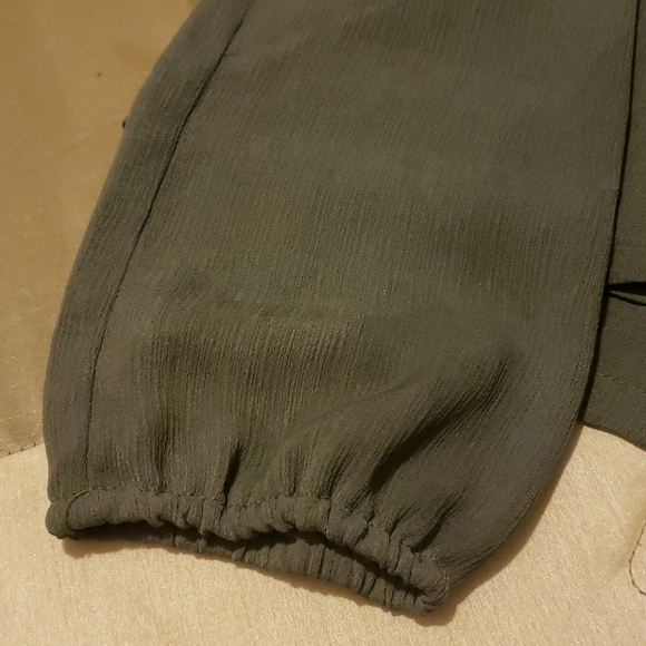 Forever 21 Shorts Romper - Picture 8 of 8